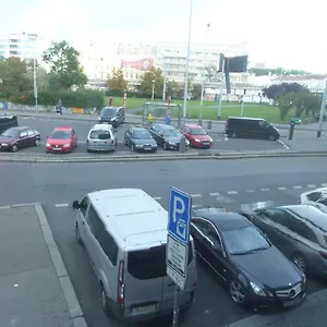 Ng Prague